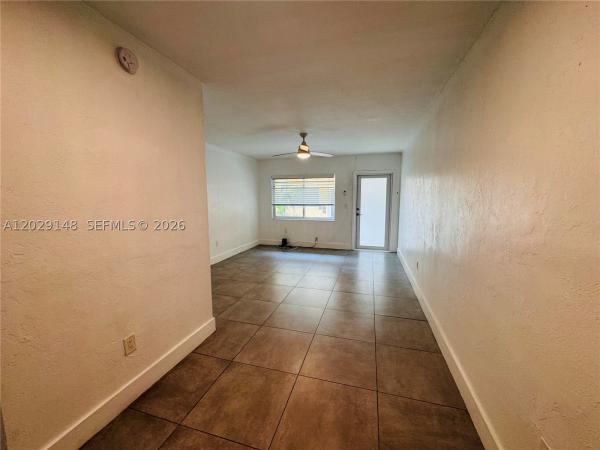 Golden Dreams, 75 Washington Ave #10, Miami Beach, Florida 33139, image 2