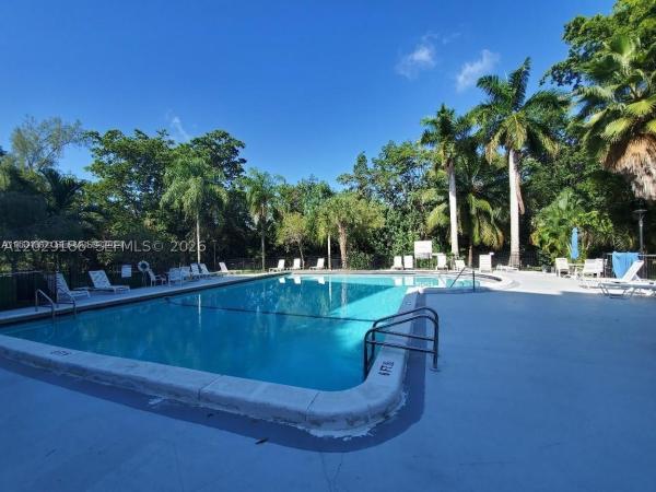 The Greynolds Park Club, 17890 W Dixie Hwy #501, North Miami Beach, Florida 33160, image 1
