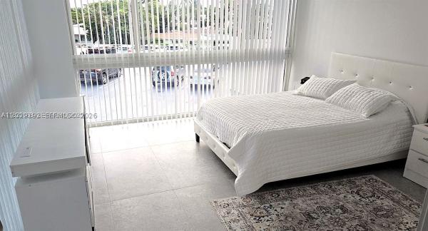 Embassy Tower, 2715 N Ocean Blvd #2E, Fort Lauderdale, Florida 33308, image 2