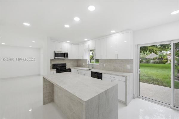 Timberwalk 2 At Loggers Run, 22384 Thousand Pines Ln, Boca Raton, Florida 33428, image 1