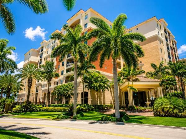 Porto Bellagio, 17100 N Bay Rd #1605, Sunny Isles Beach, Florida 33160, image 2