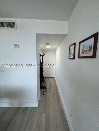 Keystone Towers, 2000 NE 135th St #609, North Miami, Florida 33181, image 2