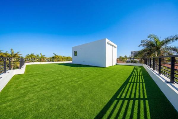 Las Olas By The Sea, 3318 NE 16th Pl, Fort Lauderdale, Florida 33305, image 1