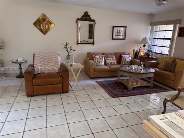 11812 SW 103rd Ln, Unincorporated Dade County, Florida 33186, image 2