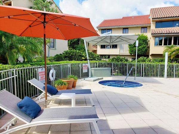 L'Hermitage, 2000 S Bayshore Dr #58, Miami, Florida 33133, image 2