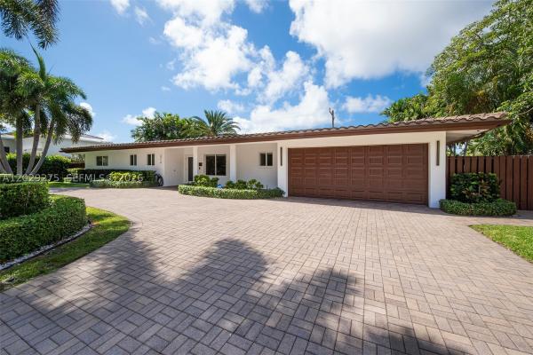 Coral Ridge Galt, 2716 NE 29th Ct, Fort Lauderdale, Florida 33306, image 1