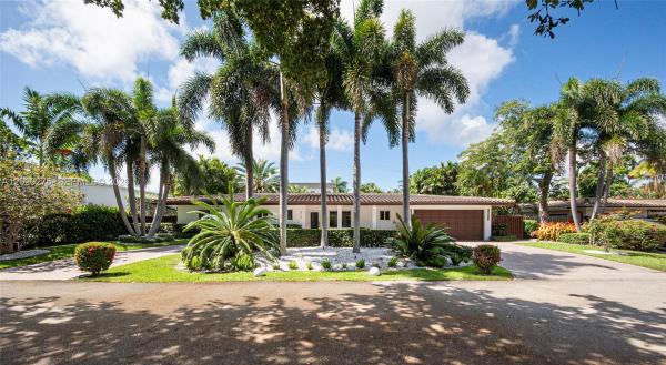 Coral Ridge Galt, 2716 NE 29th Ct, Fort Lauderdale, Florida 33306, image 1
