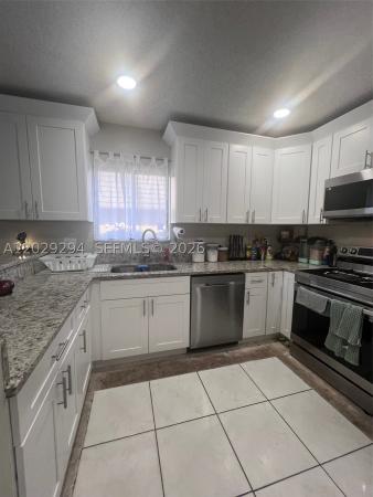 Cherry Lane Townhomes, 4681 Cherry Rd, West Palm Beach, Florida 33417, image 3