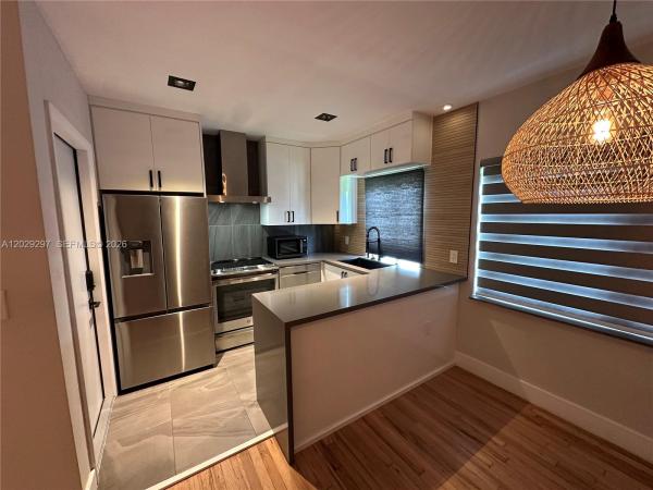 657 NE 92nd St #4E, Miami Shores, Florida 33138, image 1