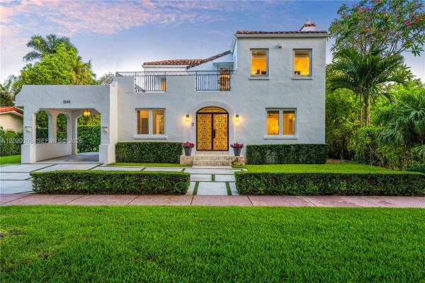 Coral Gables Country Club, 1544 Plasentia Ave, Coral Gables, Florida 33134, image 1