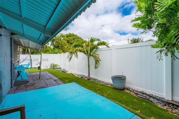 Westwood 17, 7211 NW 76th St, Tamarac, Florida 33321, image 1