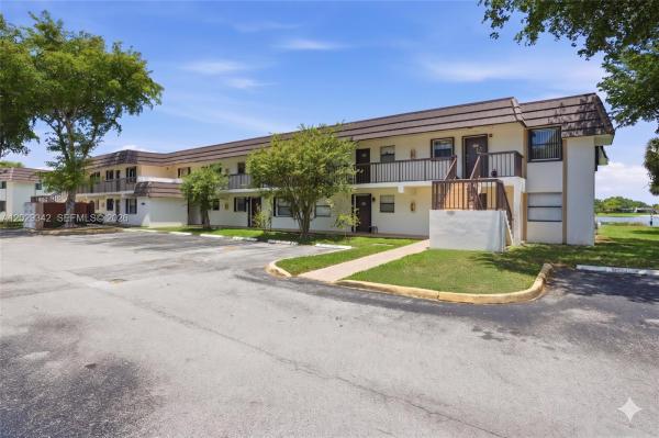 14873 SW 104th St #6-203, Unincorporated Dade County, Florida 33196, image 1