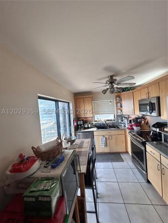 Brickell Bay Club, 2333 Brickell Ave #1402, Miami, Florida 33129, image 1