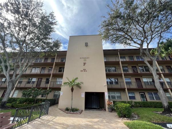 Kingsley At Century Village, 800 SW 131st Ave #206F, Pembroke Pines, Florida 33027, image 1