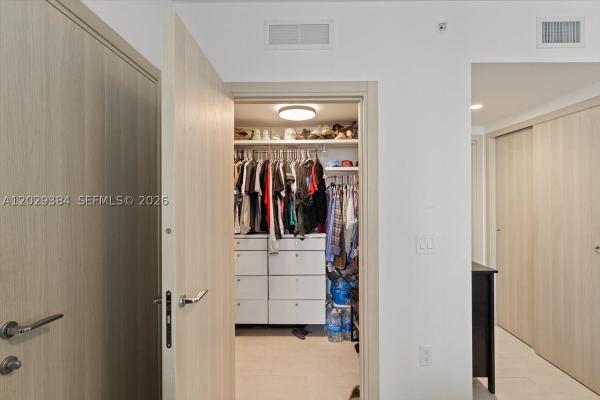 Brickell Flatiron, 1000 Brickell Plz #3303, Miami, Florida 33131, image 1