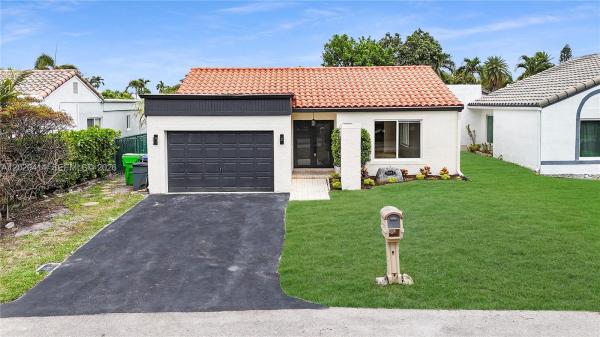 Villas Of Capri, 9661 NW 44th Ct, Sunrise, Florida 33351, image 1