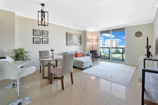 1800 Club, 1800 N Bayshore Dr #2308, Miami, Florida 33132, image 1