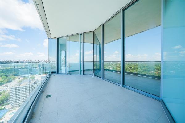 Una Residences, 175 SE 25th Rd #2103, Miami, Florida 33129, image 2