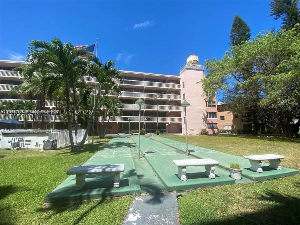 Eldorado Plaza West, 180 NE 12th Ave #11B, Hallandale Beach, Florida 33009, image 1