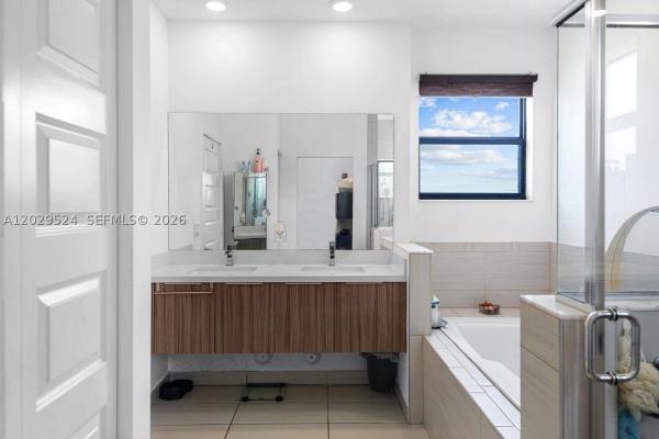 Summit At Park Central, 8005 NW 104th Ct, Doral, Florida 33178, image 2