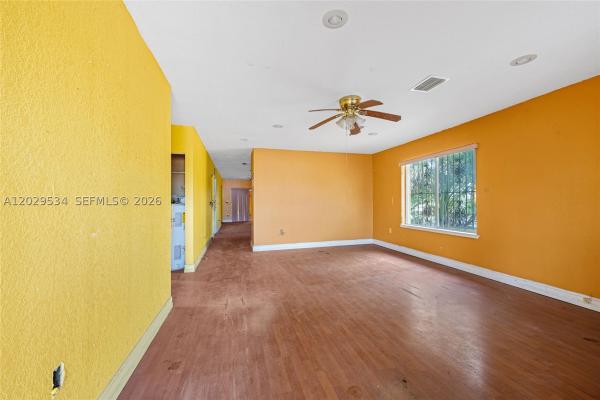 Homestead No HOA, 546 NW 8th Ave, Homestead, Florida 33030, image 2