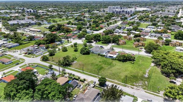 10330 SW 178th St, Unincorporated Dade County, Florida 33157, image 2