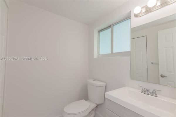 Enclave Shores, 3755 NE 167th St #6, North Miami Beach, Florida 33160, image 3
