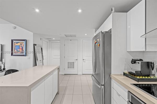 Canvas, 1600 NE 1st Ave #2617, Miami, Florida 33132, image 1