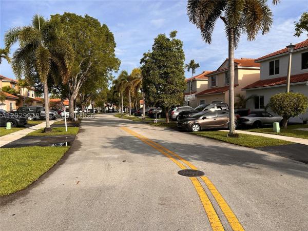 Misty Harbor At Silver Lakes, 17835 SW 10th Ct, Pembroke Pines, Florida 33029, image 2
