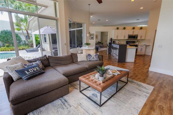 Egret Landings, 280 Landings Blvd, Weston, Florida 33327, image 2