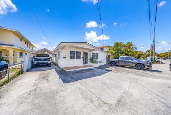 Twelfth Street Manors, 3532 NW 4th Ter, Miami, Florida 33125, image 1