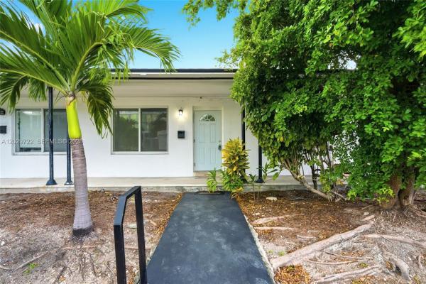 Biscayne Beach, 8430 Crespi Blvd #8420, Miami Beach, Florida 33141, image 1