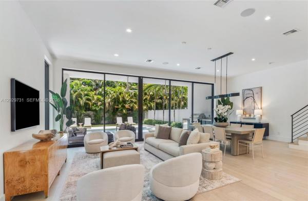 Kenmont, 907 Witherspoon Ln, Delray Beach, Florida 33483, image 1