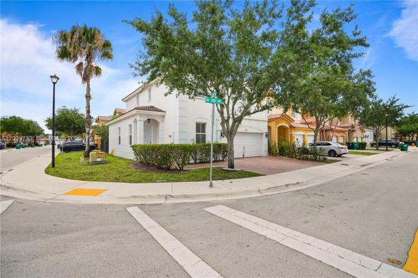 Madeira 2, 8741 NW 110th Ave, Doral, Florida 33178, image 1