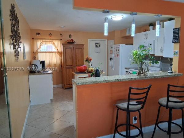 Brentwood Manors 2, Sunrise, Florida 33313, image 3