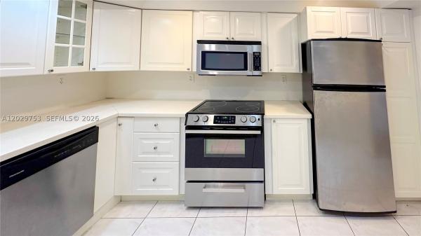 Oceanview Park, 800 Parkview Dr #323, Hallandale Beach, Florida 33009, image 1