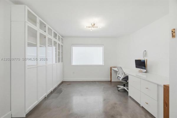 2558 NE 206th Ter, Aventura, Florida 33180, image 1
