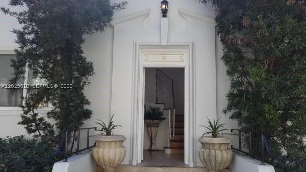 Garden, 3921 N Meridian Ave #3C, Miami Beach, Florida 33140, image 1