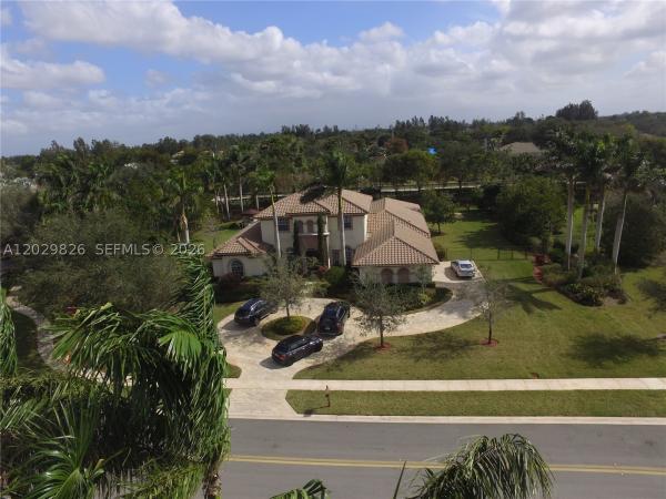 Woodbridge Ranches, 2750 E Jockey Cir E, Davie, Florida 33330, image 2