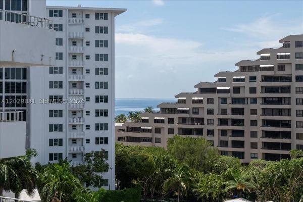 Commodore Club South, 199 Ocean Lane Dr #911, Key Biscayne, Florida 33149, image 3