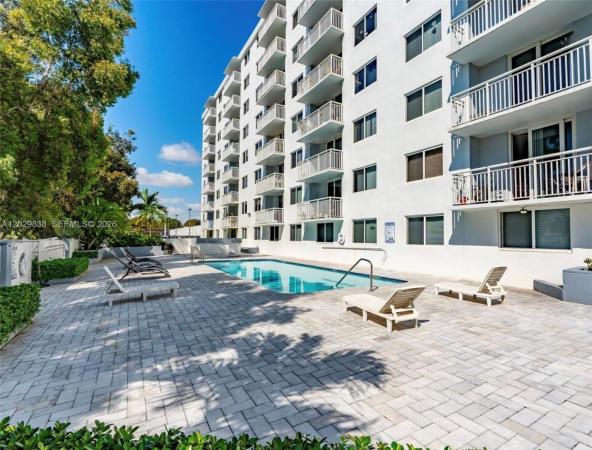 1251 NE 108th St #617, Unincorporated Dade County, Florida 33161, image 1