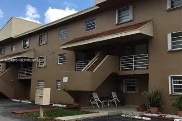 2778 W 60th St #45, Hialeah, Florida 33016, image 1