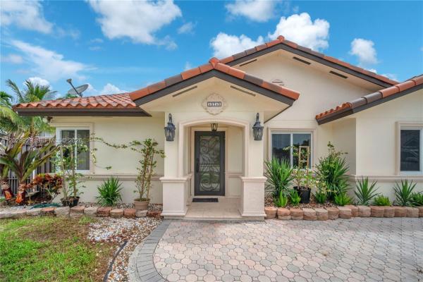 15715 SW 76th Ter, Unincorporated Dade County, Florida 33193, image 1