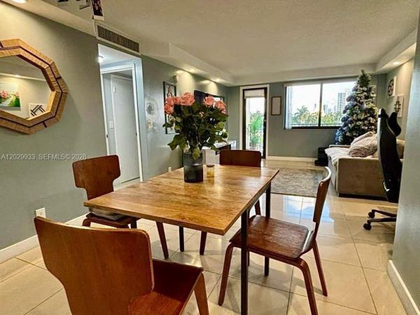 The Yacht Club, 301 Golden Isles Dr #406, Hallandale Beach, Florida 33009, image 1