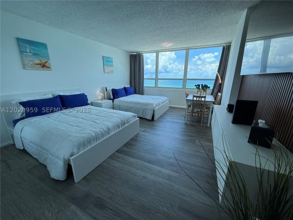 Castle Beach Club, 5445 Collins Ave #1701, Miami Beach, Florida 33140, image 3