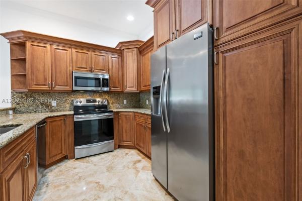 4517 NE 21st Ave #5, Fort Lauderdale, Florida 33308, image 2