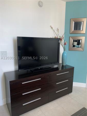 1800 Biscayne Plaza, 275 NE 18th St #1709, Miami, Florida 33132, image 1