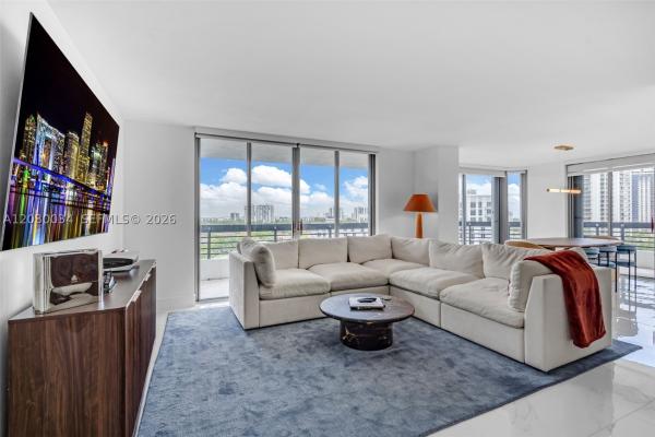 Mystic Pointe Tower 400, 3500 Mystic Pointe Dr #1205, Aventura, Florida 33180, image 1
