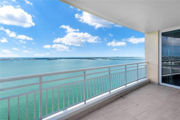 Two Tequesta Point, 808 Brickell Key Dr #3002, Miami, Florida 33131, image 1