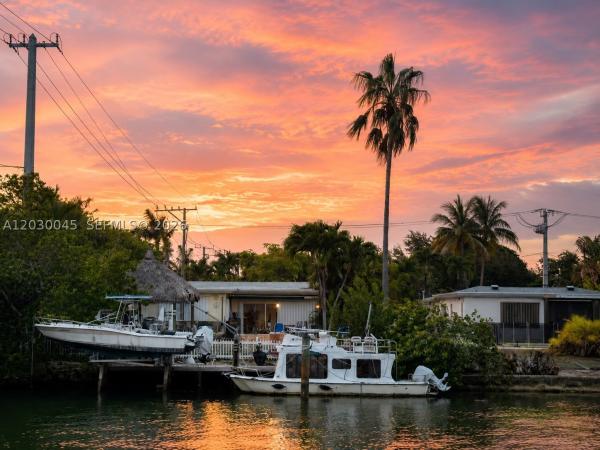 Normandy Shores, 2137 Calais Dr #5, Miami Beach, Florida 33141, image 2